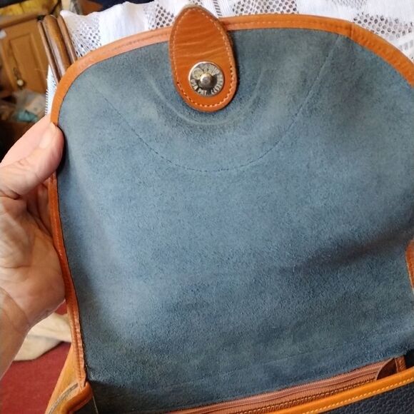 Vintage Dooney and Bourke bag